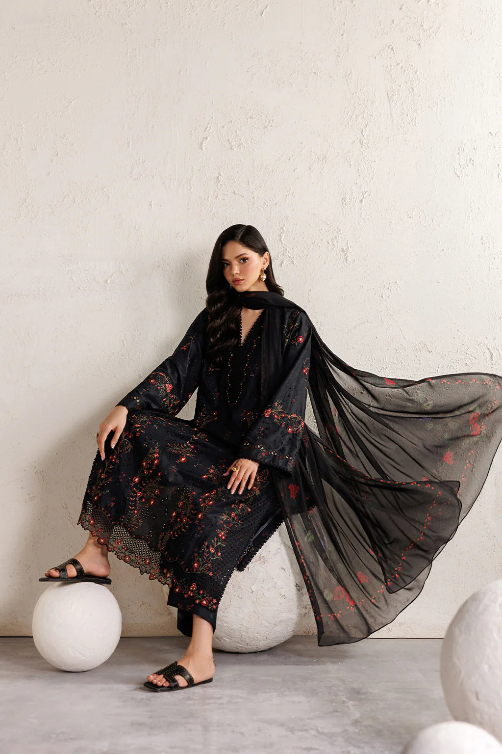 QA-11 Embroidered Lawn