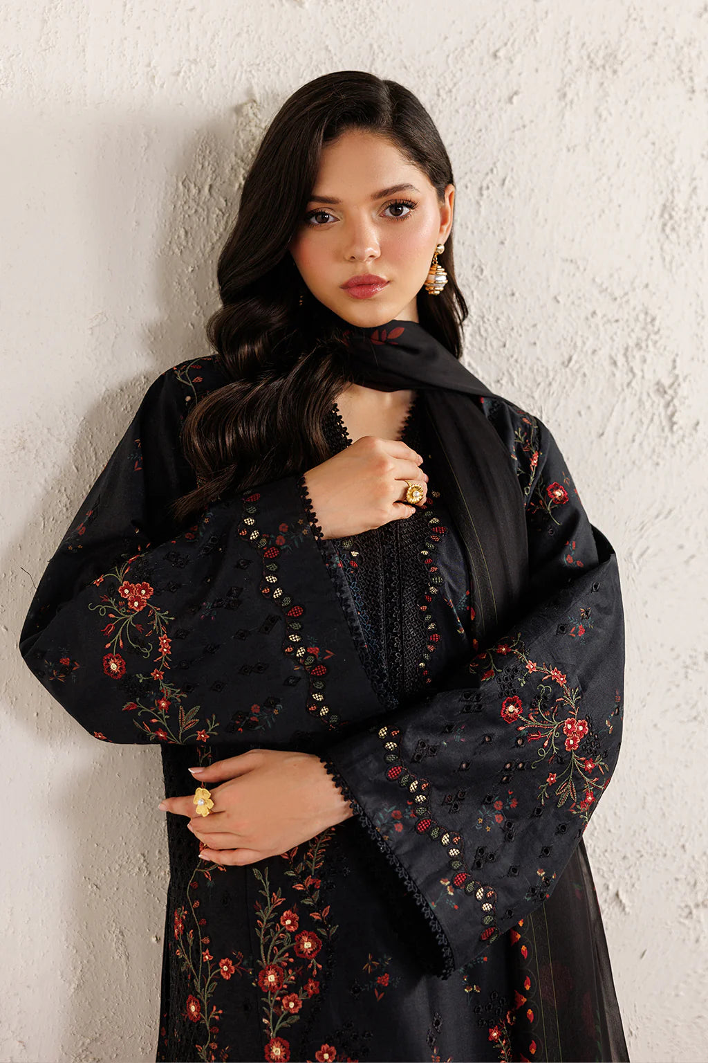 QA-11 Embroidered Lawn
