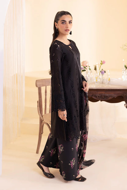 QA-253 Embroidered Lawn