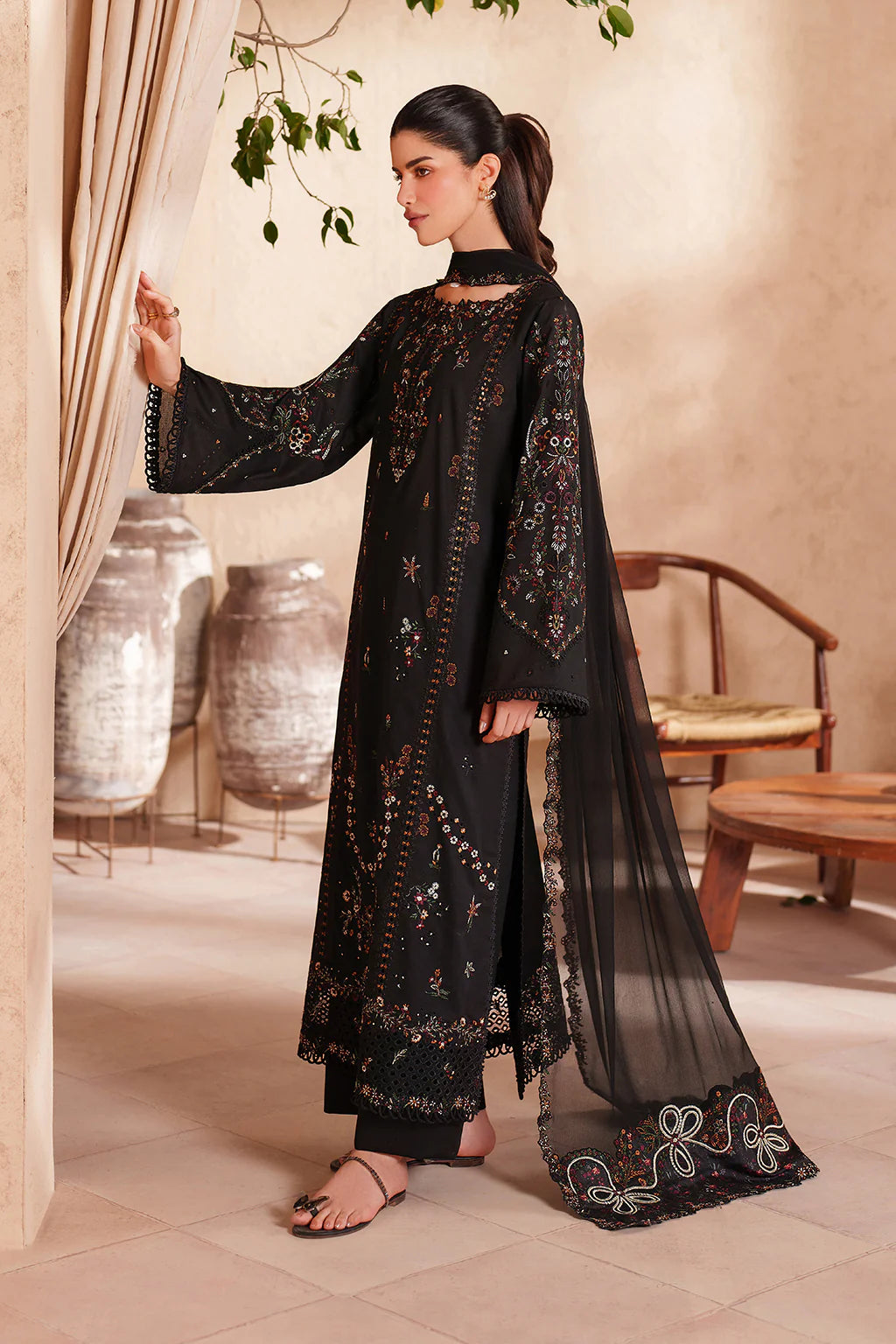 QA-07 Embroidered Lawn