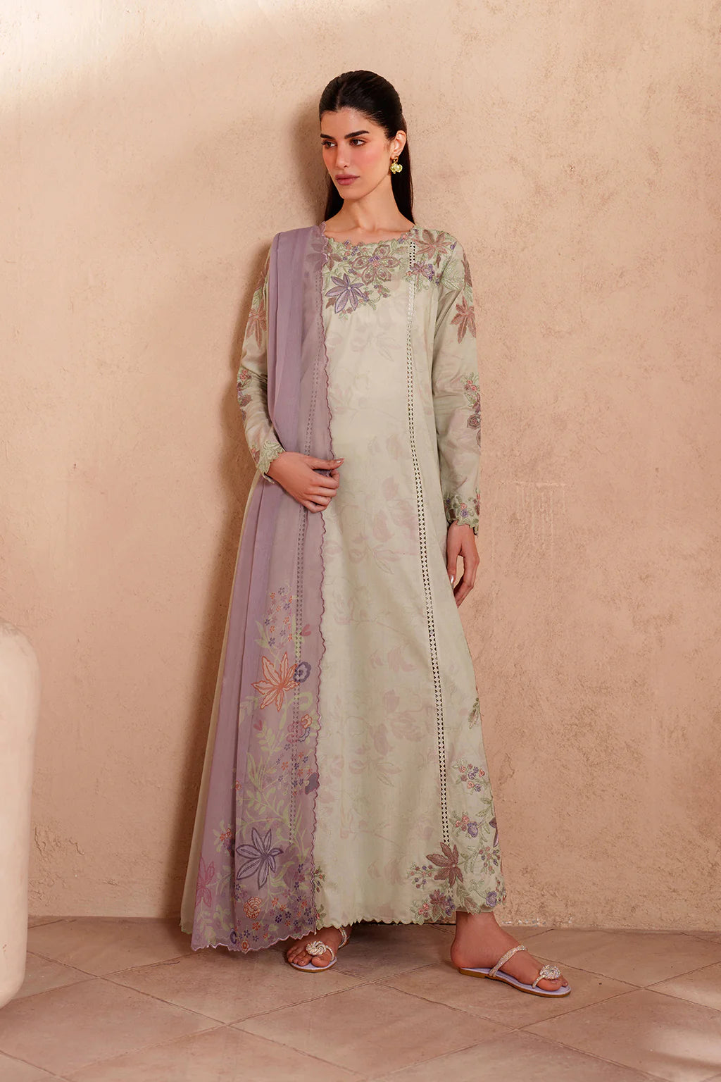 QA-09 Embroidered Lawn